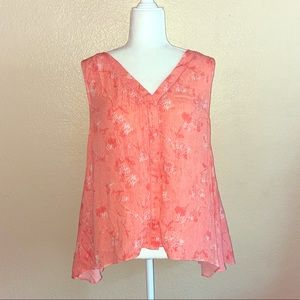 🆕 Halston Pink Flowy Top